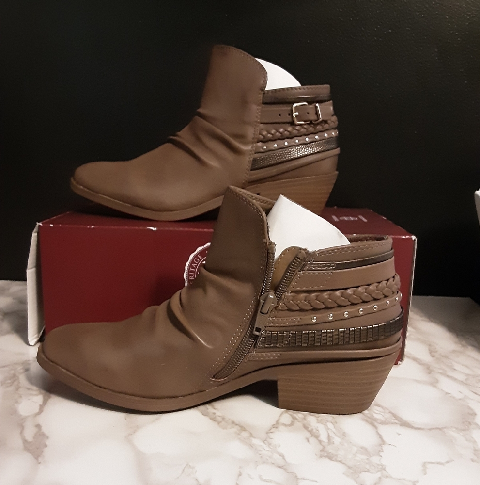 Sonoma bootie sz 6.5